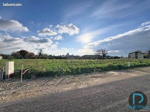 Terrain 718 m² Chaveyriat