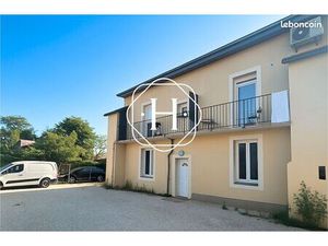 Immeuble 13 pièces 223 m²