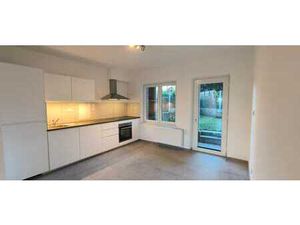 app 3 ch rez de ch jardin garage. Pas de charge commune