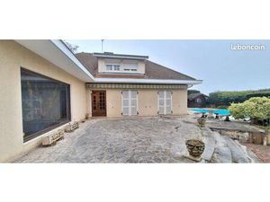 Maison 202 m² BOURG EN BRESSE