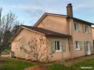 Vend Maison T5 96m²  Terrain 600m²  proche Centre Vonnas
