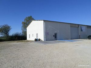 A louer local commercial