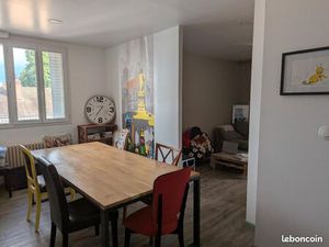 Appartement T4 2 chambres 780 CC chauffage compris