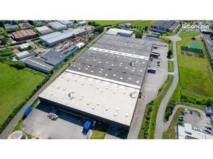 Local logistique 20 238 m²