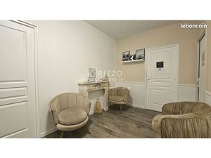 Local commercial 91 m² Ferney-Voltaire