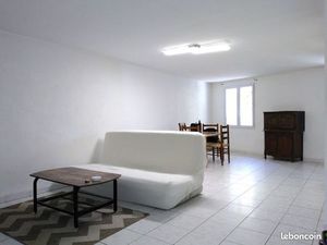 T3 1er étage 60m2 très bien placé