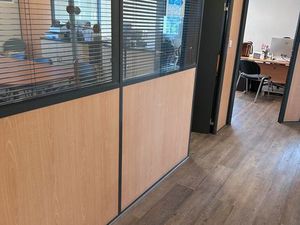 Vente bureaux 106 M2  parking  modulable