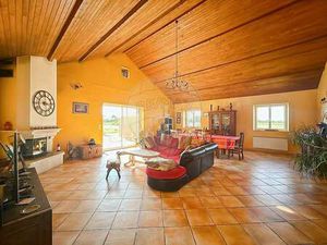 Vente Maison Piscine à Sainte-Pazanne (44680) : à vendre Piscine / 190m² Sainte-Pazanne