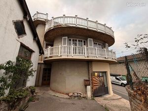 Local d'activité 940 m²