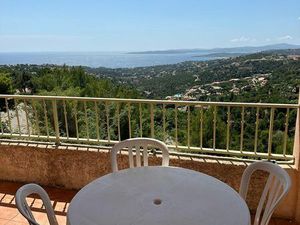 Très bel Appartement 3 pièces de 44 m² avec une vue imprenable sur la baie de Saint Maxime