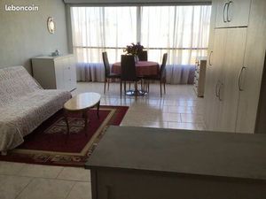 400 mètres de la plage studio 38m2 refait à neuf