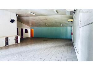 Local commercial 221 m² FORT-DE-FRANCE