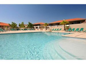 Superbe T2 bis de 44 m2 avec terrasse et piscine à La Bouverie (Var)