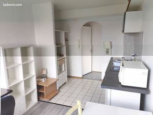 T2 Meublé et Rénové  proximité du centre-ville  Cité – Idéal Étudiant ou Alternant à Saint