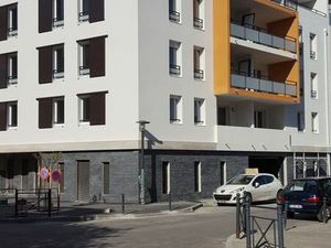 Joli appartement porte marine