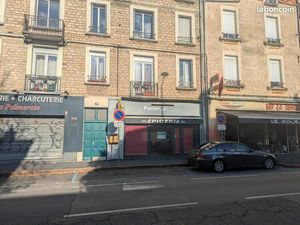 Local commercial 57 m² RODEZ