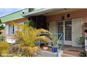 Charmante et belle maison sur le Tampon ville