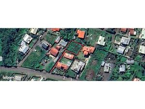 Terrain plat à la Plaine des Cafres