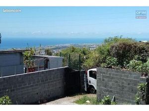 Terrain 246 m² Sainte Clotilde