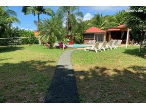 Villa de charme en bois rouge du Brésil avec bungalow indépendant meublé – 185 m² habitabl