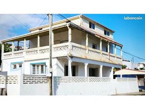 Immeuble 11 pièces 241 m²