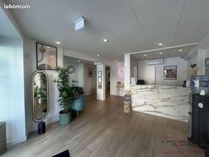 Local 175 m² Pontarlier