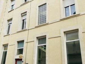 Local commercial 280 m²