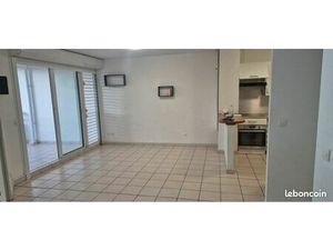 F3 2 salles de bains