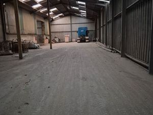 Vente hangar depot
