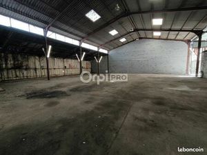 Local d'activité 500 m²