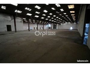 Local d'activité 2 334 m²