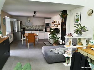 T3 en duplex avec terrasse et jardin-