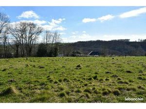 Terrain 1 032 m² Le Vibal