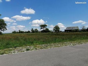 Terrain 719 m² Requista