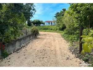 Terrain 6 389 m² Sainte Anne