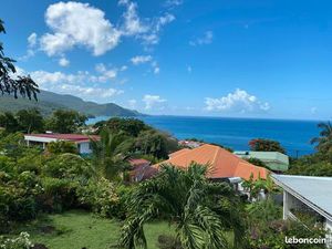 A vendre appartement de 100 m2 avec superbe vue sur mer à Pointe-Noire centre