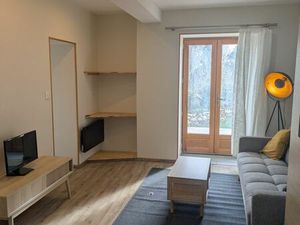 Appartement meublé rénové – 41 m² + terrasse 10 m² – Quartier calme