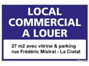 Local commercial avec vitrine de 27 m2