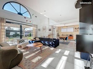 Maison 7 pièces 160 m²