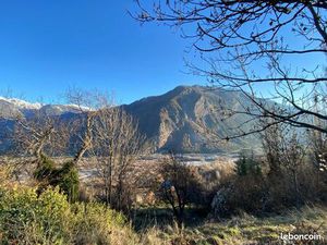 Terrain à bâtir en un ou deux lots