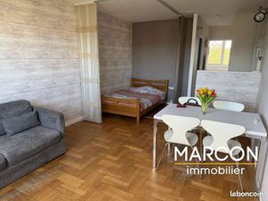 Studio 1 pièce 40 m²