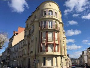 ?Très beau T2 vendu meublé en centre ville à découvrir