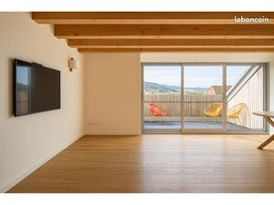 T3 lumineux avec terrasse plein sud – Dernier étage – Centre-Ville Pontarlier