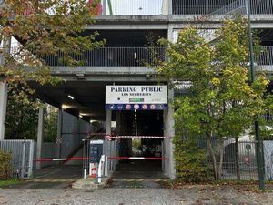 Place de parking sécurisée