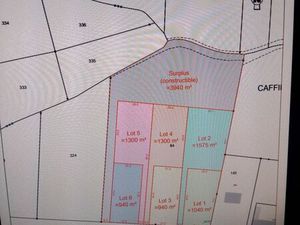 6 Parcelles de terrain constructible