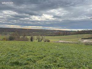 VENDAT - TERRAIN DE 3505 m²- VUE PANORAMIQUE