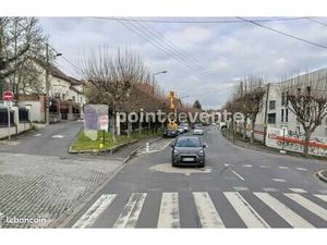 Local commercial 258 m²