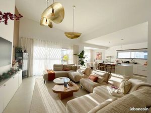 Maison 6 pièces 143 m²