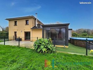 Maison 10 pièces 230 m²