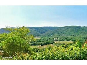 Terrain constructible de 670 m² à CHARME-SUR-RHONE